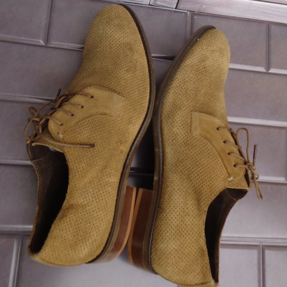 SIZE 8. BACCO BUCCI perforated suede leather oxford dress shoes. main image 7